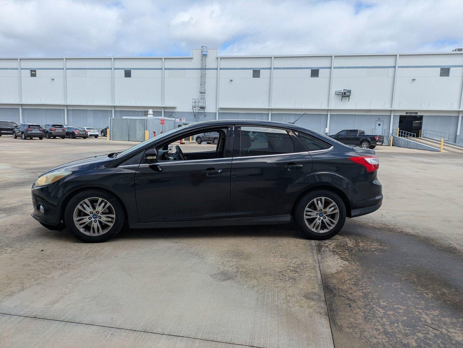 2012 Ford Focus 4dr Sdn SEL
