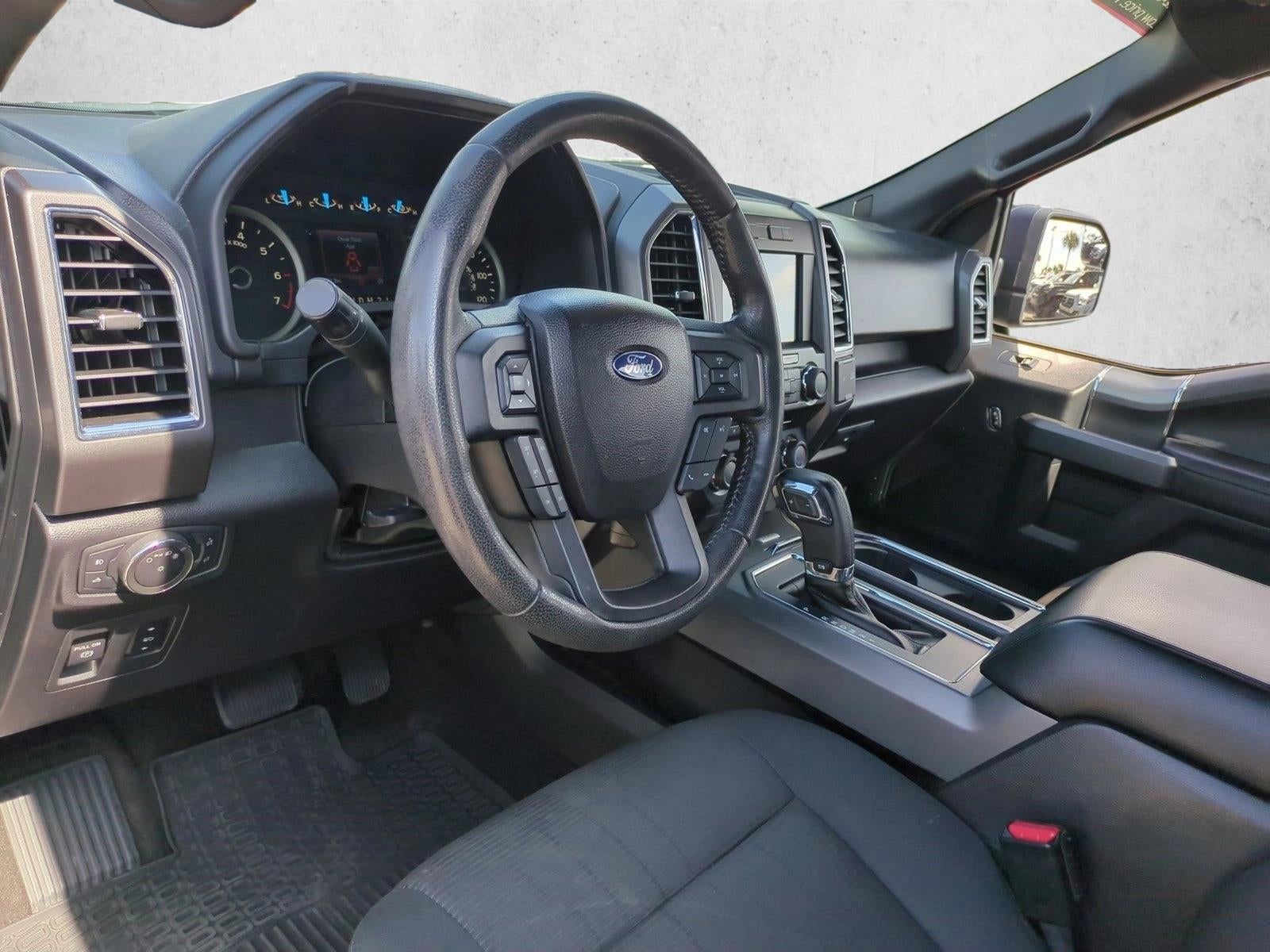 2016 Ford F-150 2WD SuperCrew 5-1/2 Ft Box XLT