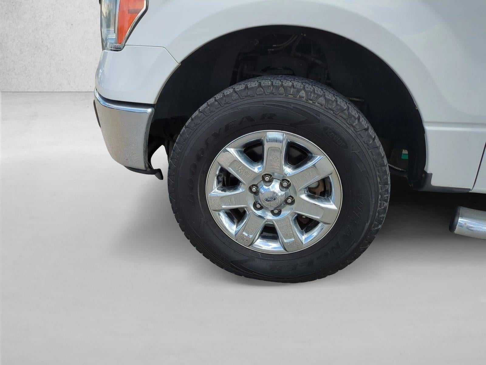 2013 Ford F-150 4WD SuperCrew 5-1/2 Ft Box XLT