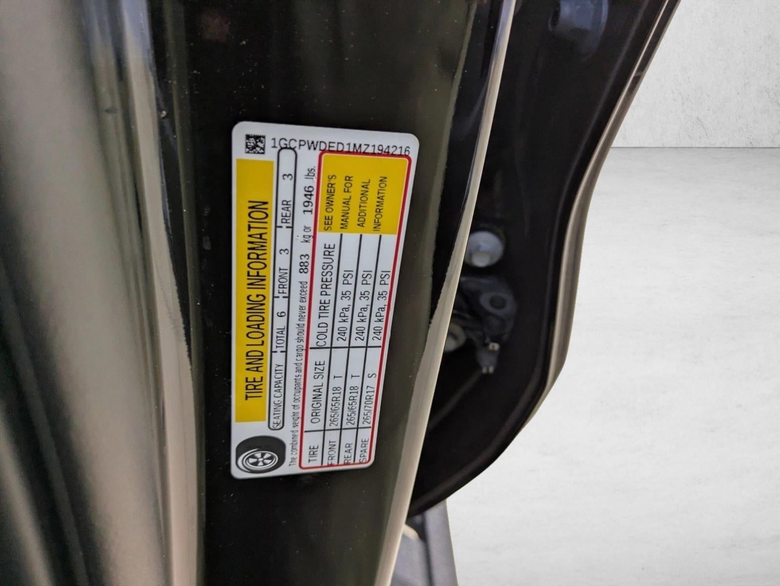 2021 Chevrolet Silverado 1500 Crew Cab Short Box 2-Wheel Drive RST