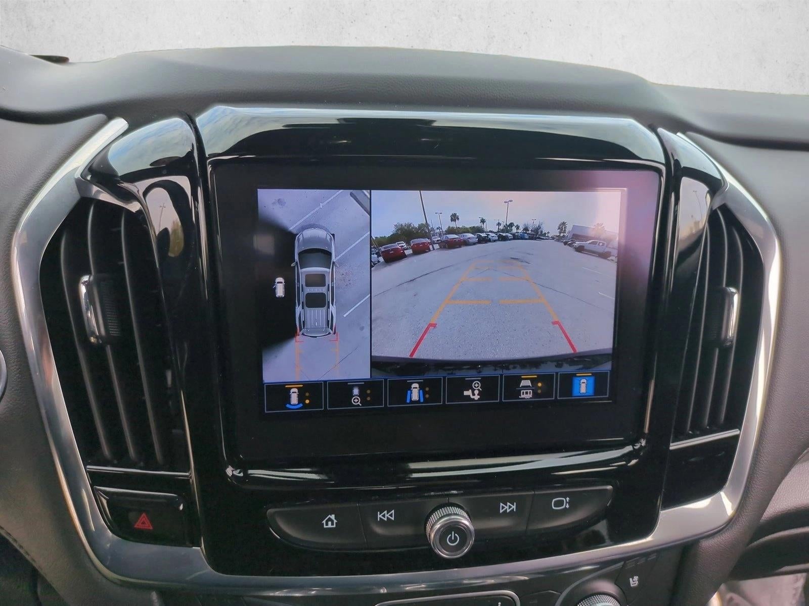 2023 Chevrolet Traverse FWD 2LZ