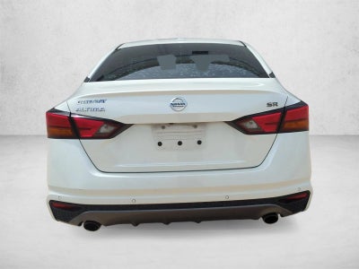 2020 Nissan Altima 2.5 SR Sedan
