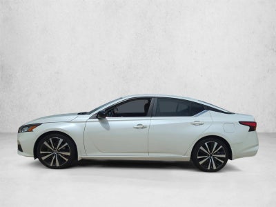 2020 Nissan Altima 2.5 SR Sedan