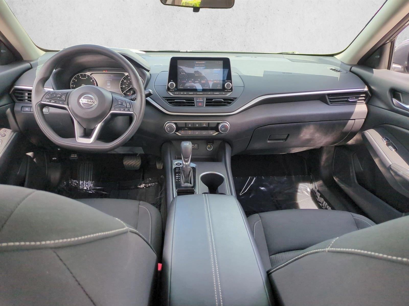 2022 Nissan Altima 2.5 SV Sedan