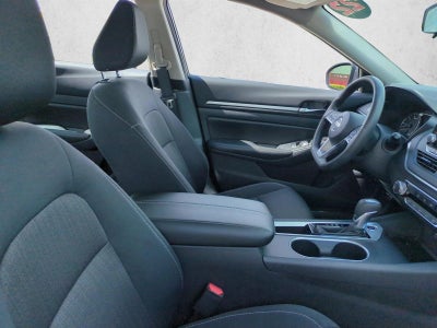 2022 Nissan Altima 2.5 SV Sedan
