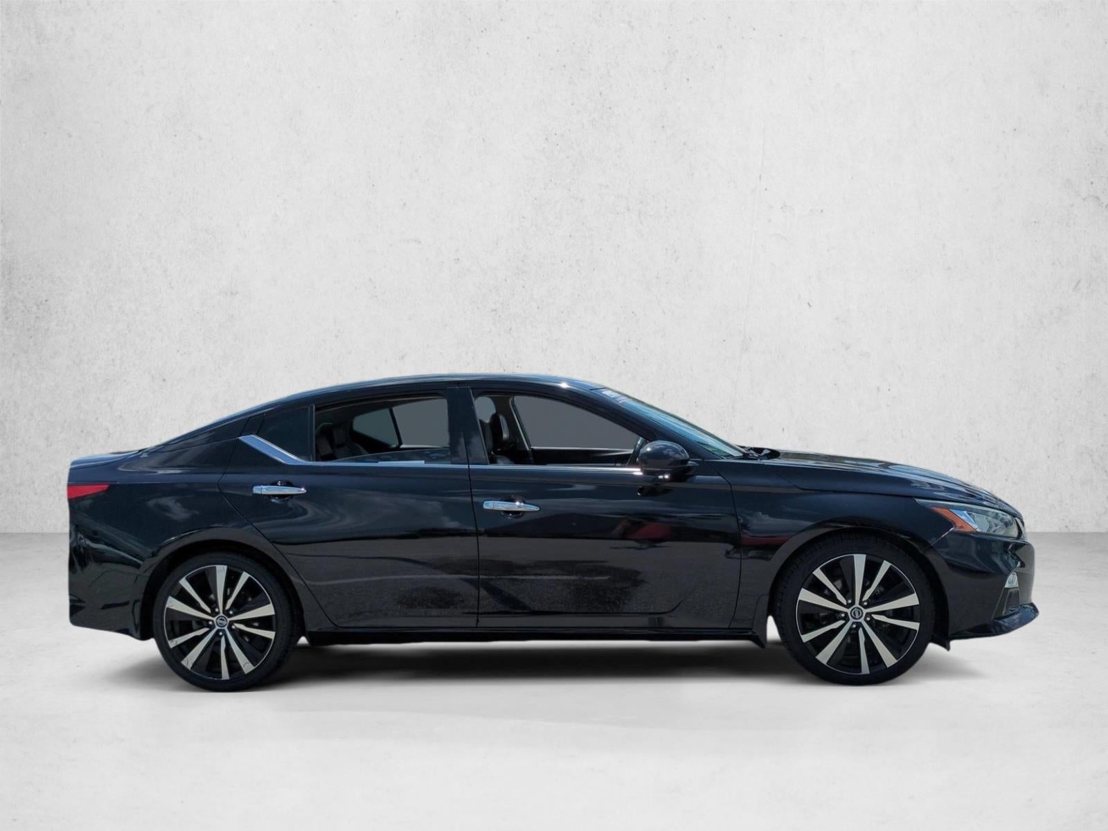 2019 Nissan Altima 2.5 Platinum Sedan