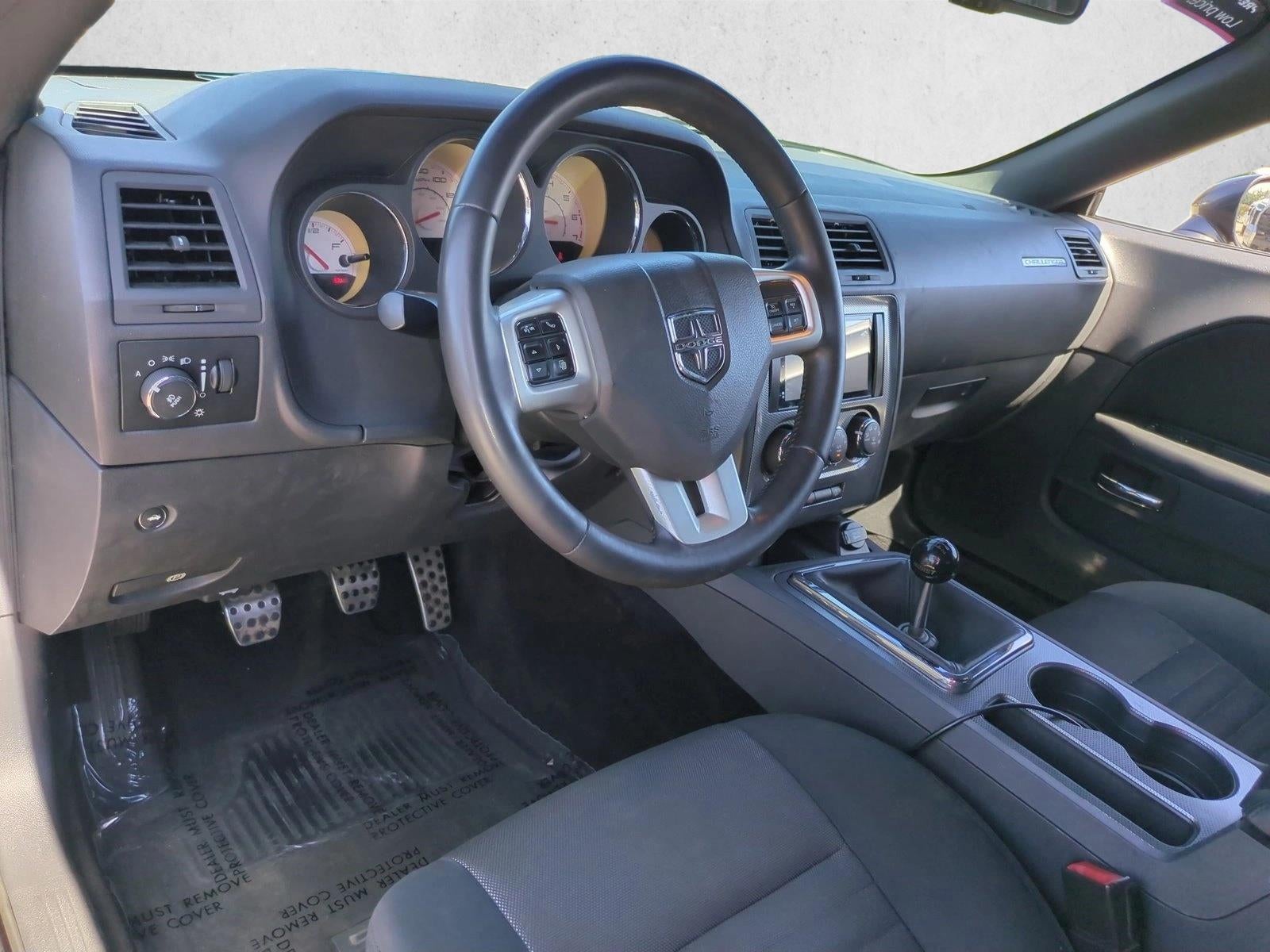2014 Dodge Challenger 2dr Cpe R/T