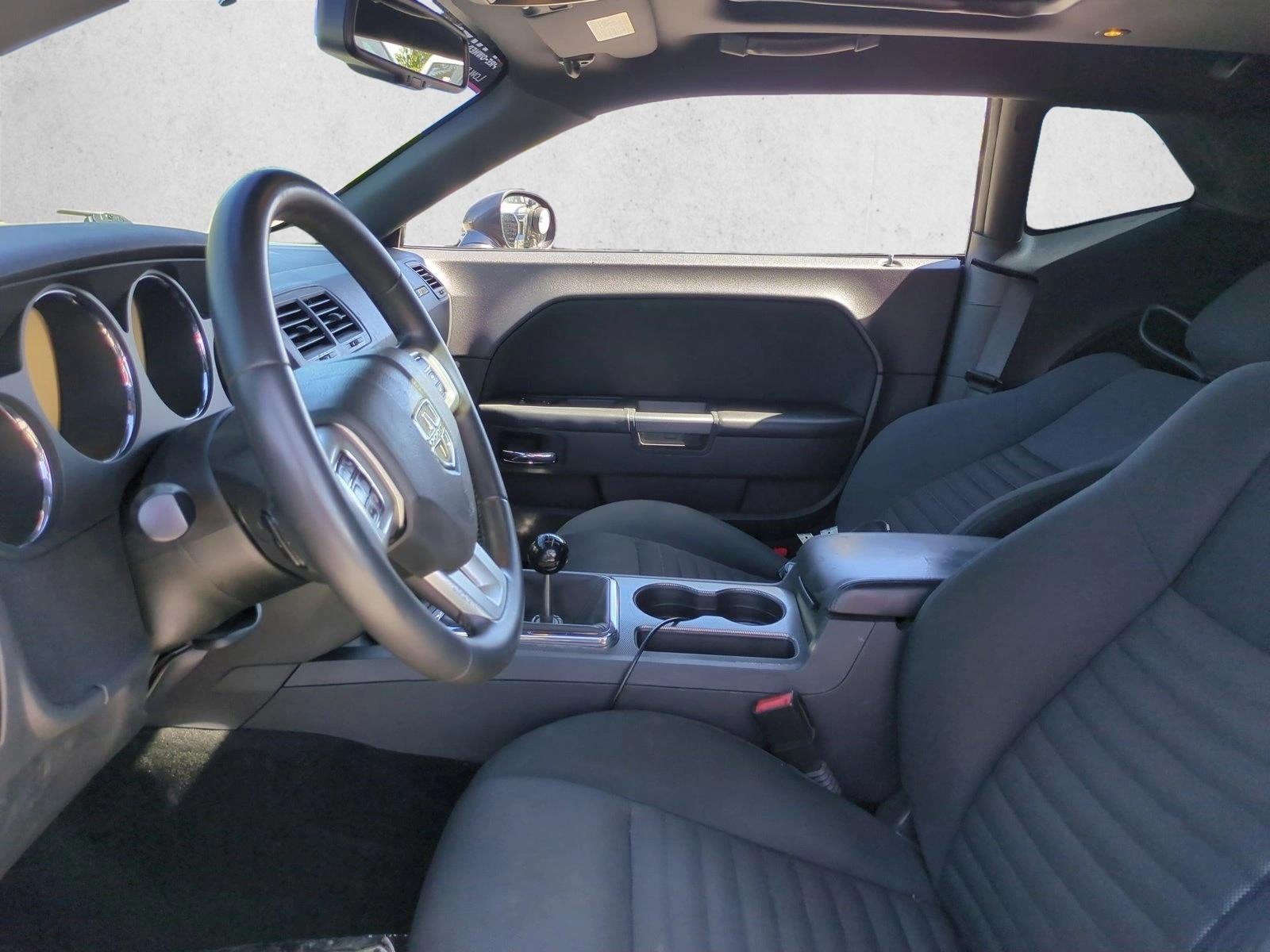 2014 Dodge Challenger 2dr Cpe R/T