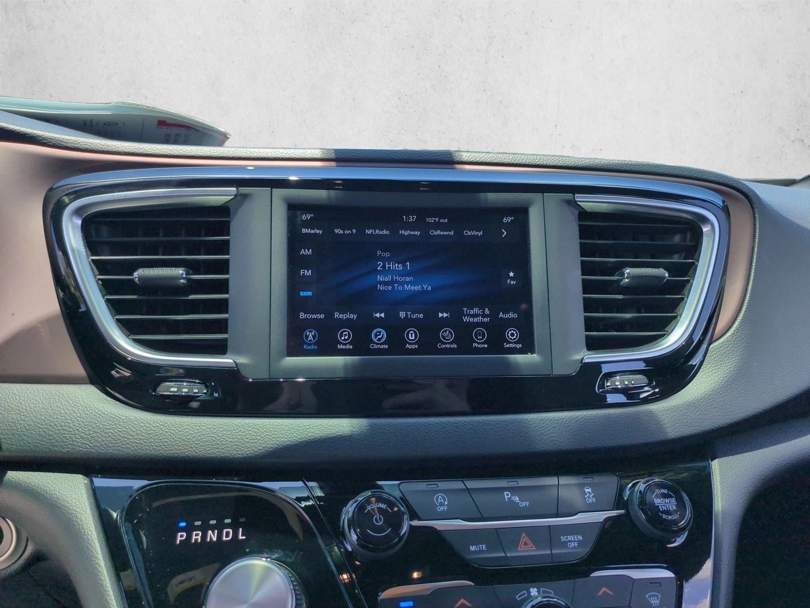 2020 Chrysler Pacifica Touring L 35th Anniversary FWD *Ltd Avail*