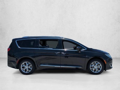 2020 Chrysler Pacifica Touring L 35th Anniversary FWD *Ltd Avail*