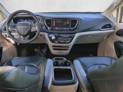 2022 Chrysler Pacifica Touring L FWD