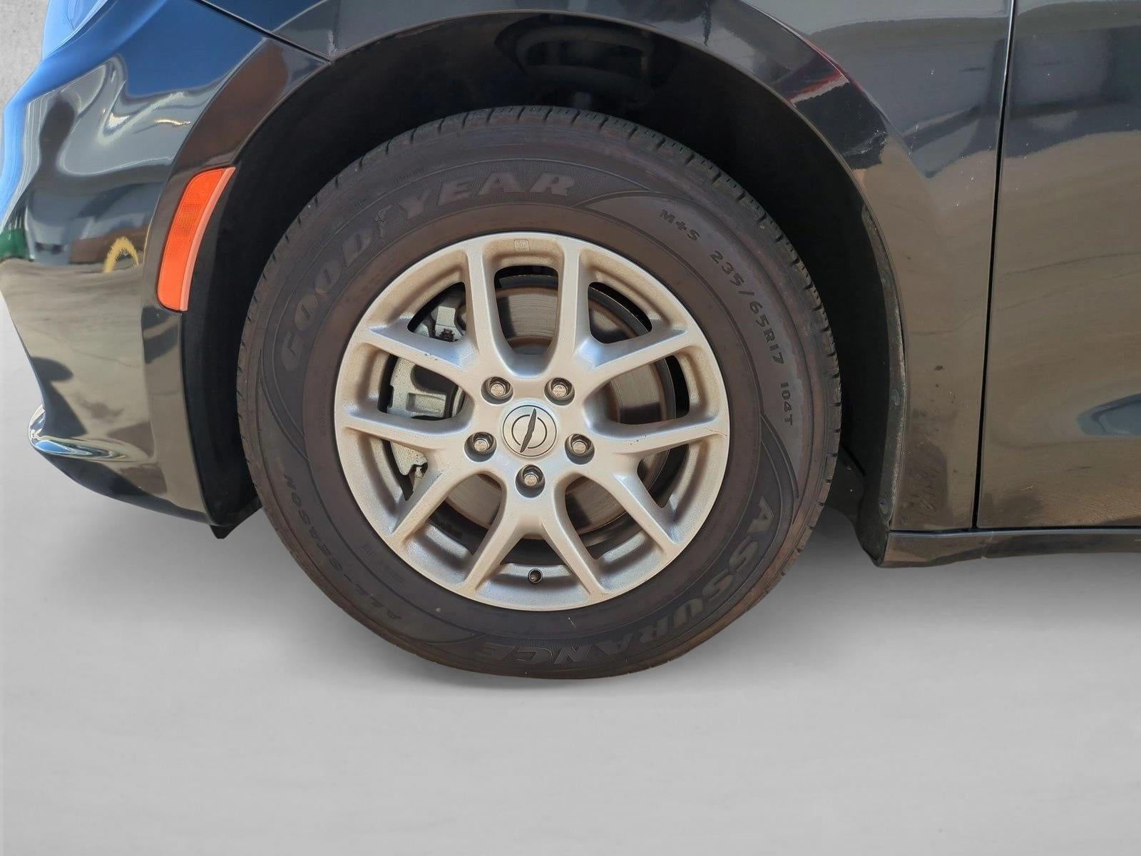2022 Chrysler Pacifica Touring L FWD