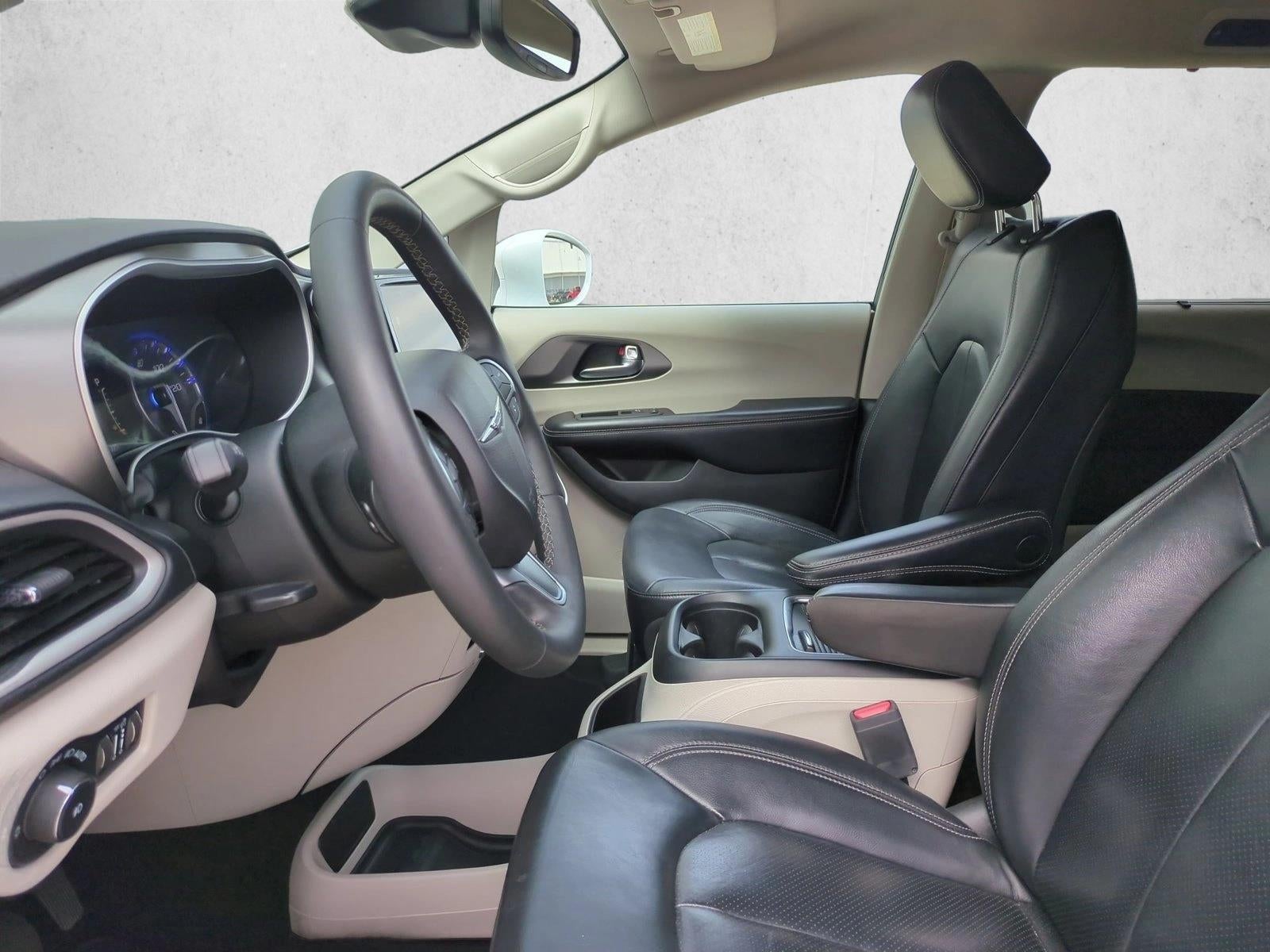 2022 Chrysler Pacifica Touring L FWD