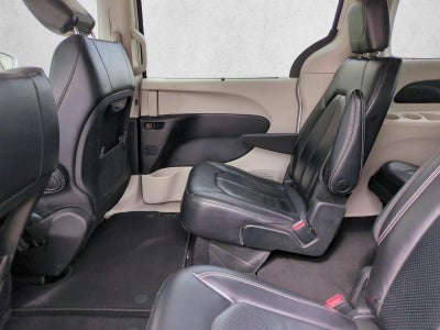 2022 Chrysler Pacifica Touring L FWD