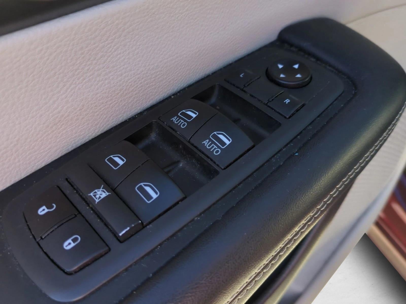 2021 Chrysler Pacifica Touring L FWD