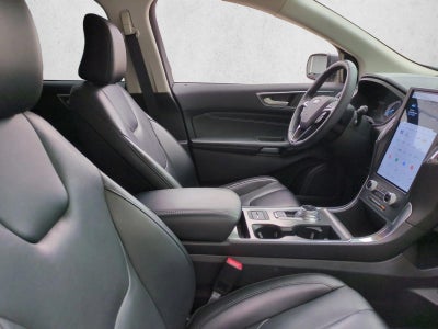 2022 Ford Edge Titanium AWD