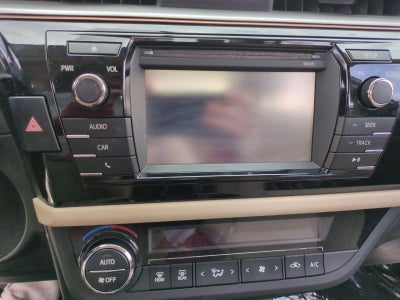 2014 Toyota Corolla 4dr Sdn CVT Auto LE (Natl)