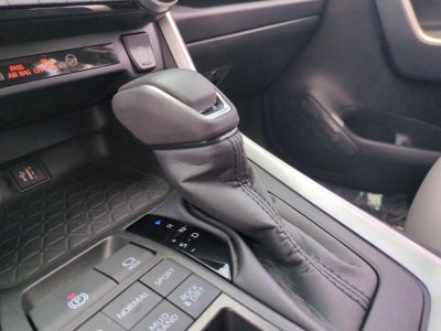 2024 Toyota RAV4 XLE Premium AWD (Natl)