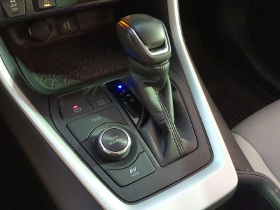 2025 Toyota RAV4 Hybrid XLE Premium AWD (Natl)