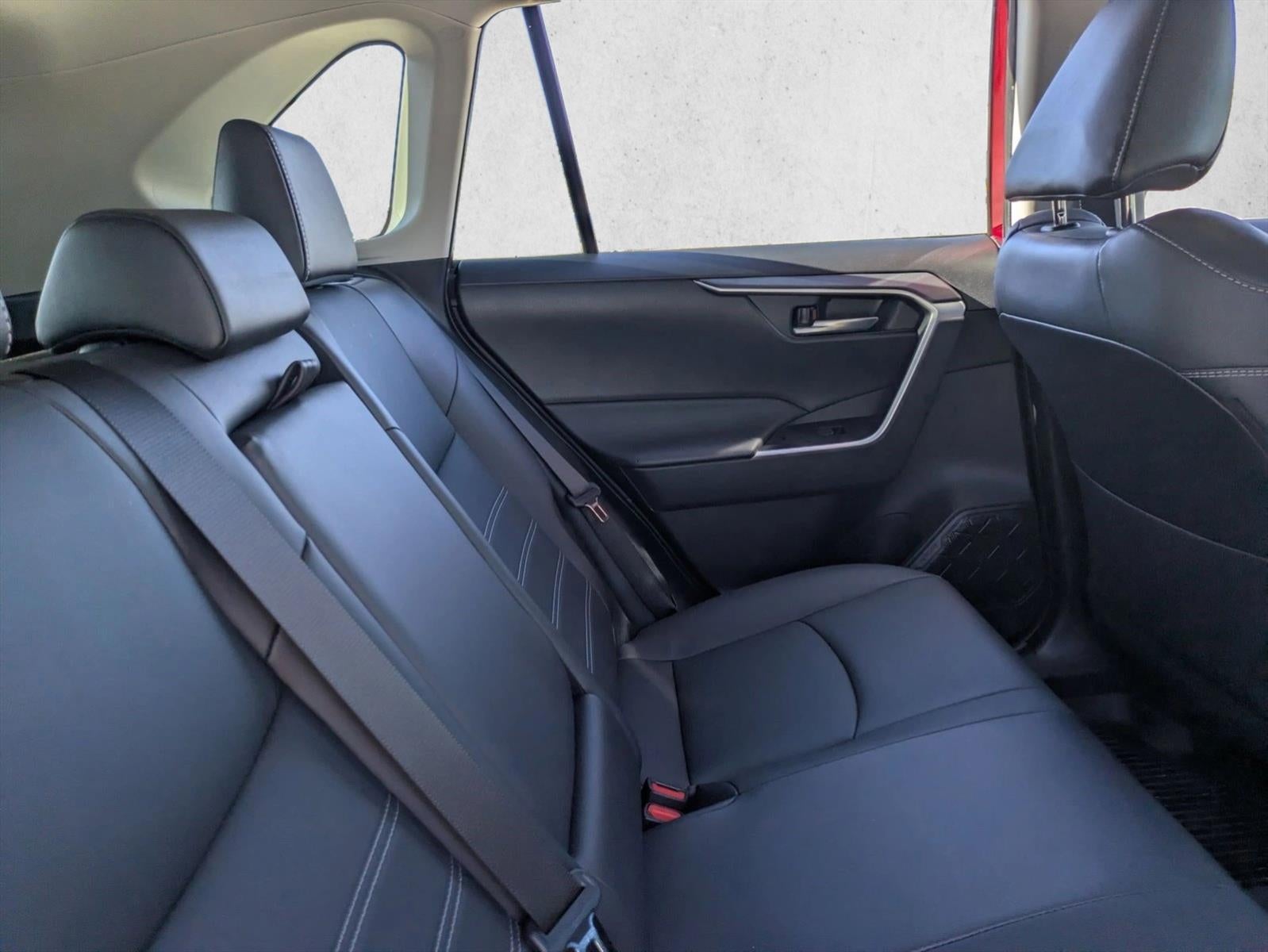 2024 Toyota RAV4 XLE Premium FWD (Natl)