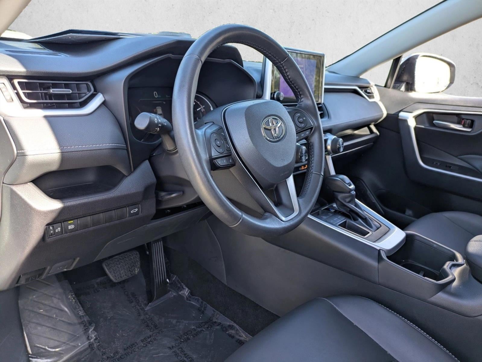 2024 Toyota RAV4 XLE Premium FWD (Natl)