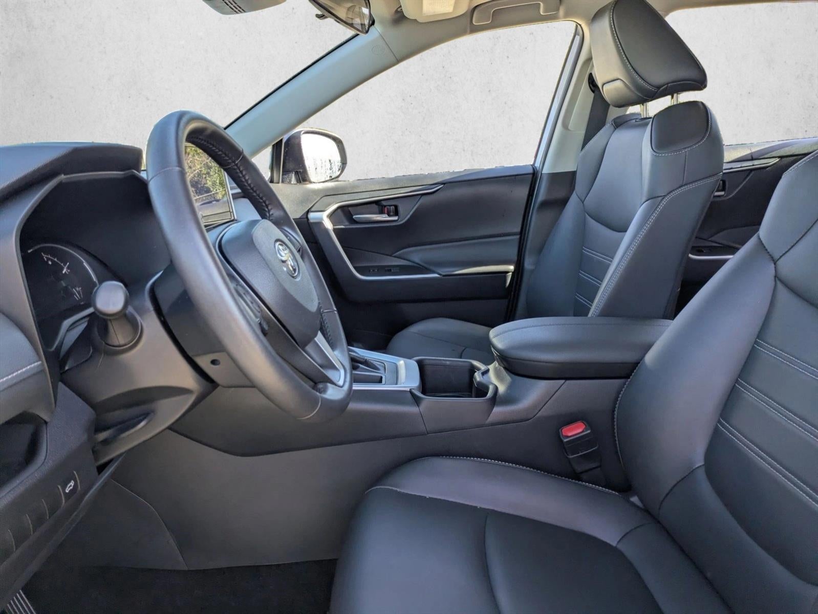 2024 Toyota RAV4 XLE Premium FWD (Natl)