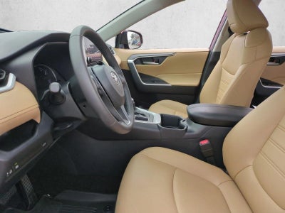 2024 Toyota RAV4 XLE Premium FWD (Natl)