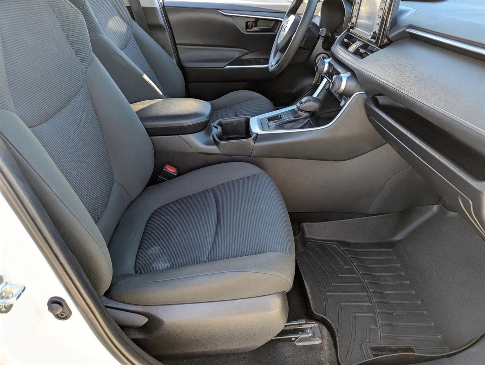 2022 Toyota RAV4 LE AWD (Natl)