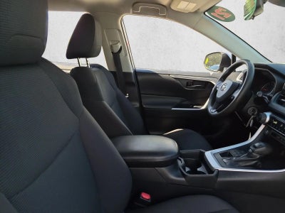 2021 Toyota RAV4 LE AWD (Natl)