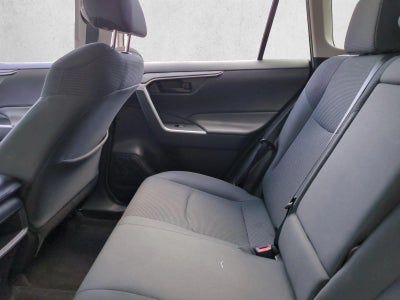 2019 Toyota RAV4 LE FWD (GS)