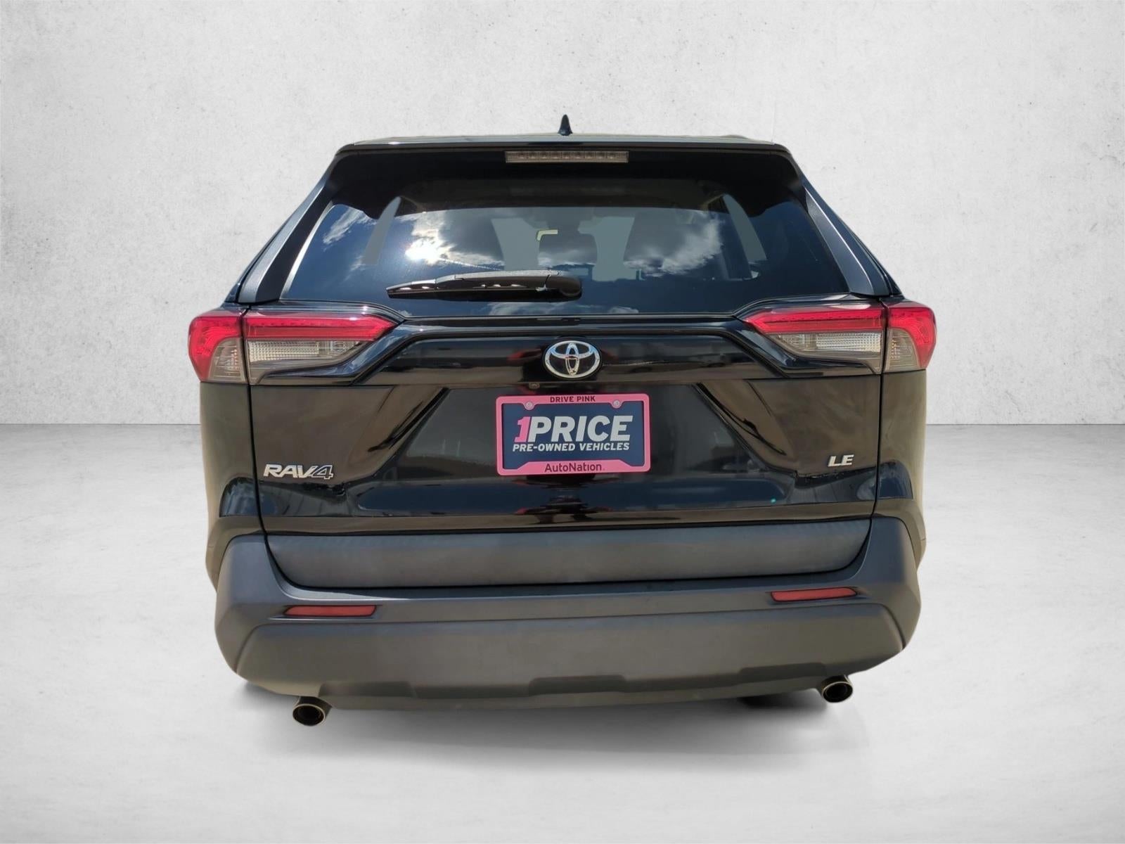 2019 Toyota RAV4 LE FWD (GS)