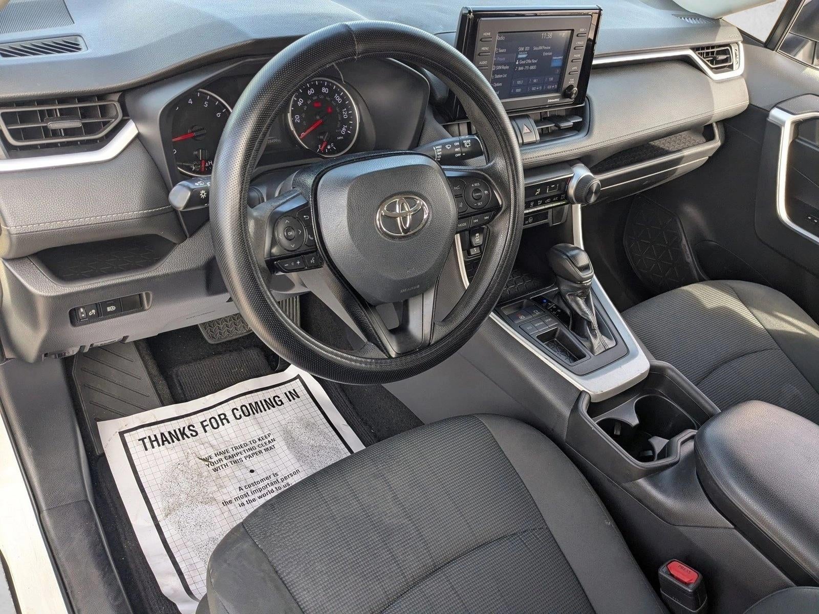 2021 Toyota RAV4 LE FWD (GS)