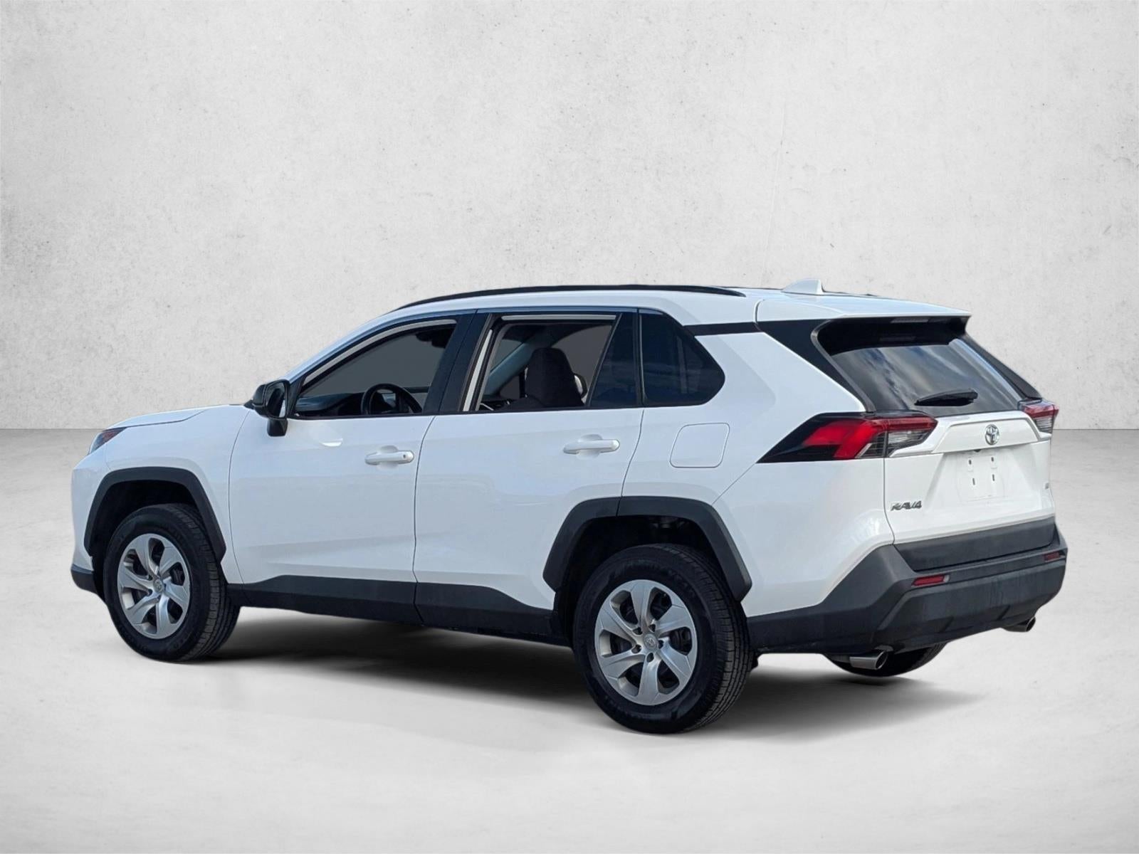 2021 Toyota RAV4 LE FWD (GS)