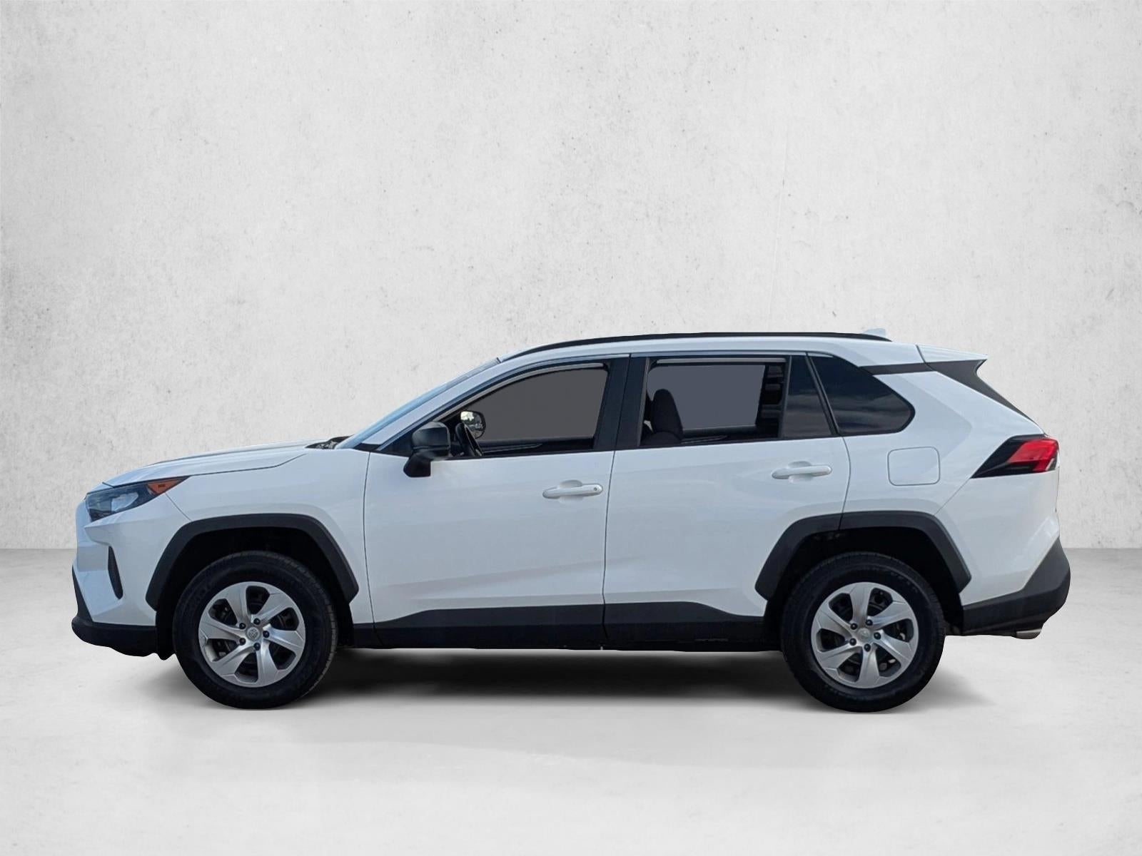 2021 Toyota RAV4 LE FWD (GS)