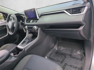 2023 Toyota RAV4 LE FWD (GS)
