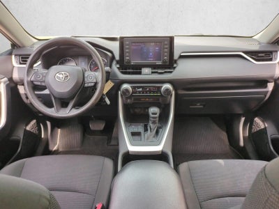 2022 Toyota RAV4 LE FWD (GS)