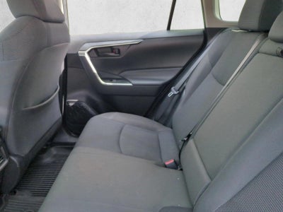 2022 Toyota RAV4 LE FWD (GS)