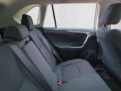 2022 Toyota RAV4 LE FWD (GS)