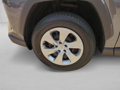 2022 Toyota RAV4 LE FWD (GS)