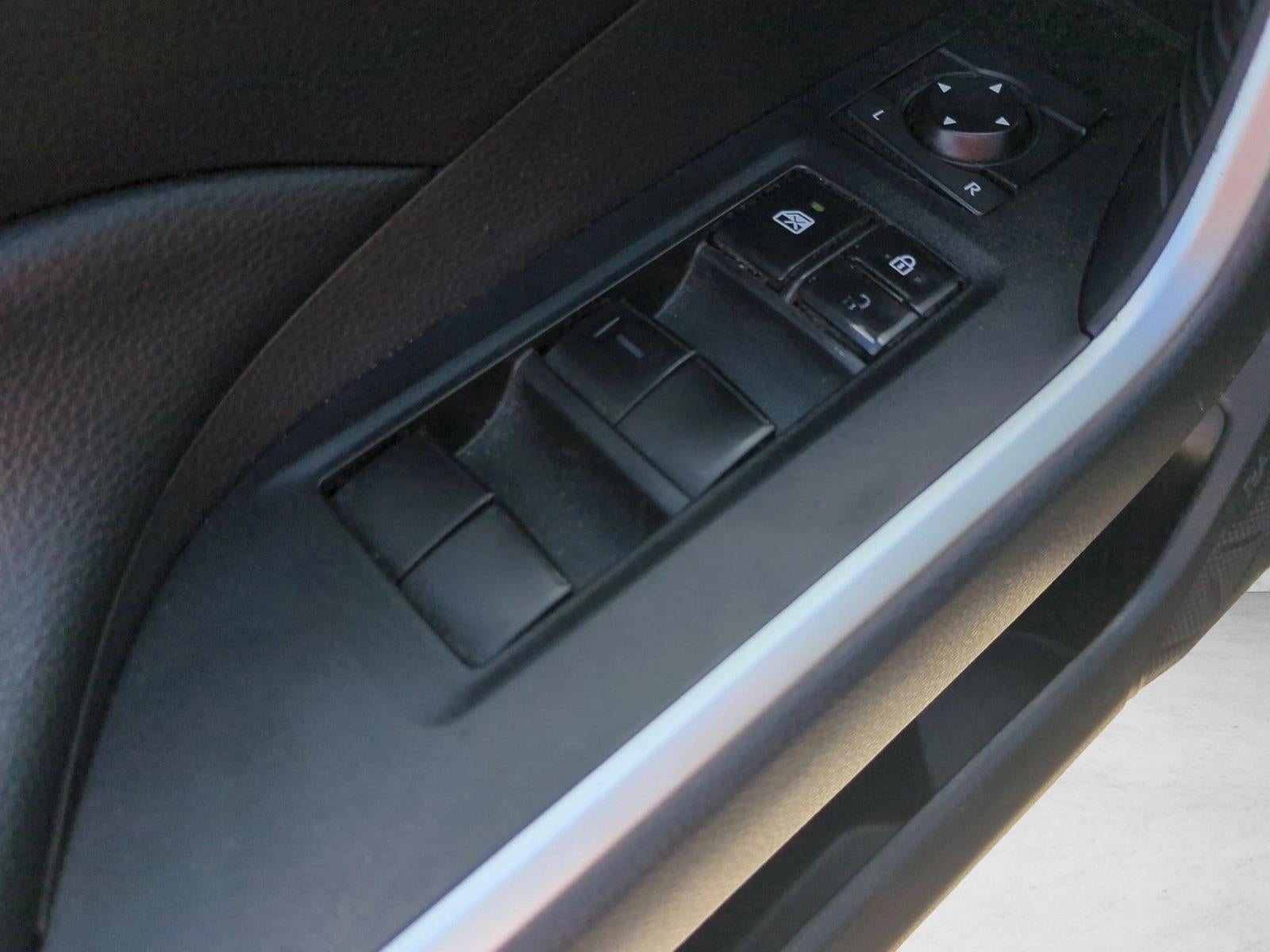 2023 Toyota RAV4 LE FWD (GS)