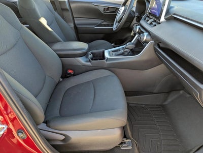 2023 Toyota RAV4 LE FWD (GS)