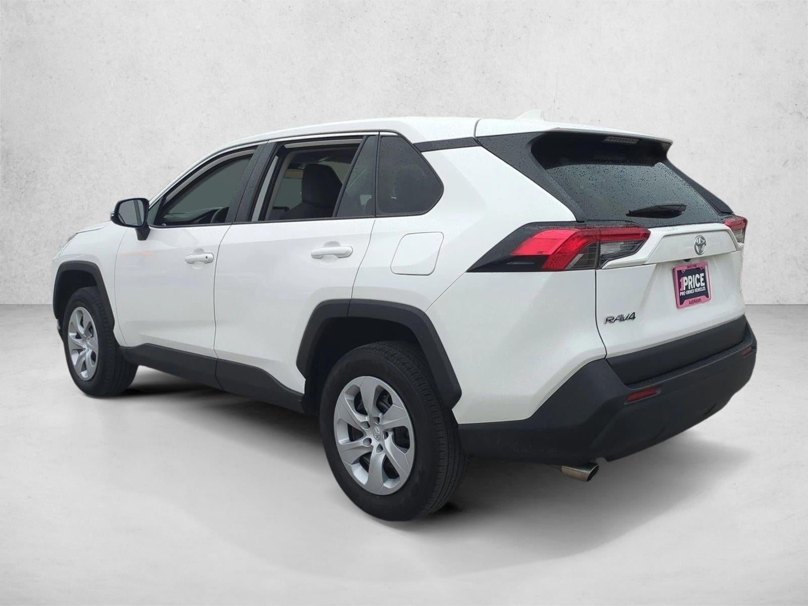 2025 Toyota RAV4 LE FWD (GS)