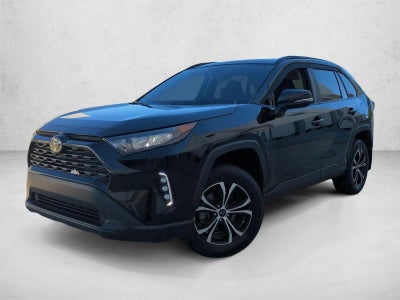 2022 Toyota RAV4 LE FWD (GS)