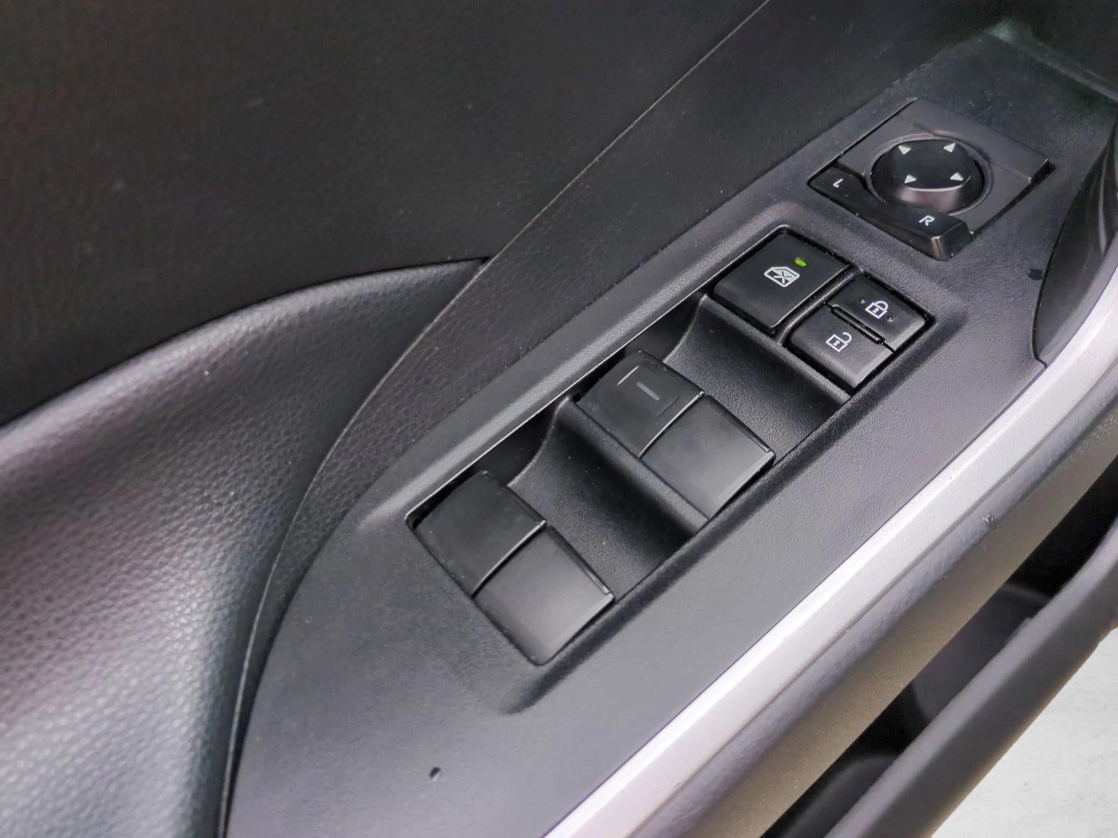 2020 Toyota RAV4 XLE AWD (Natl)