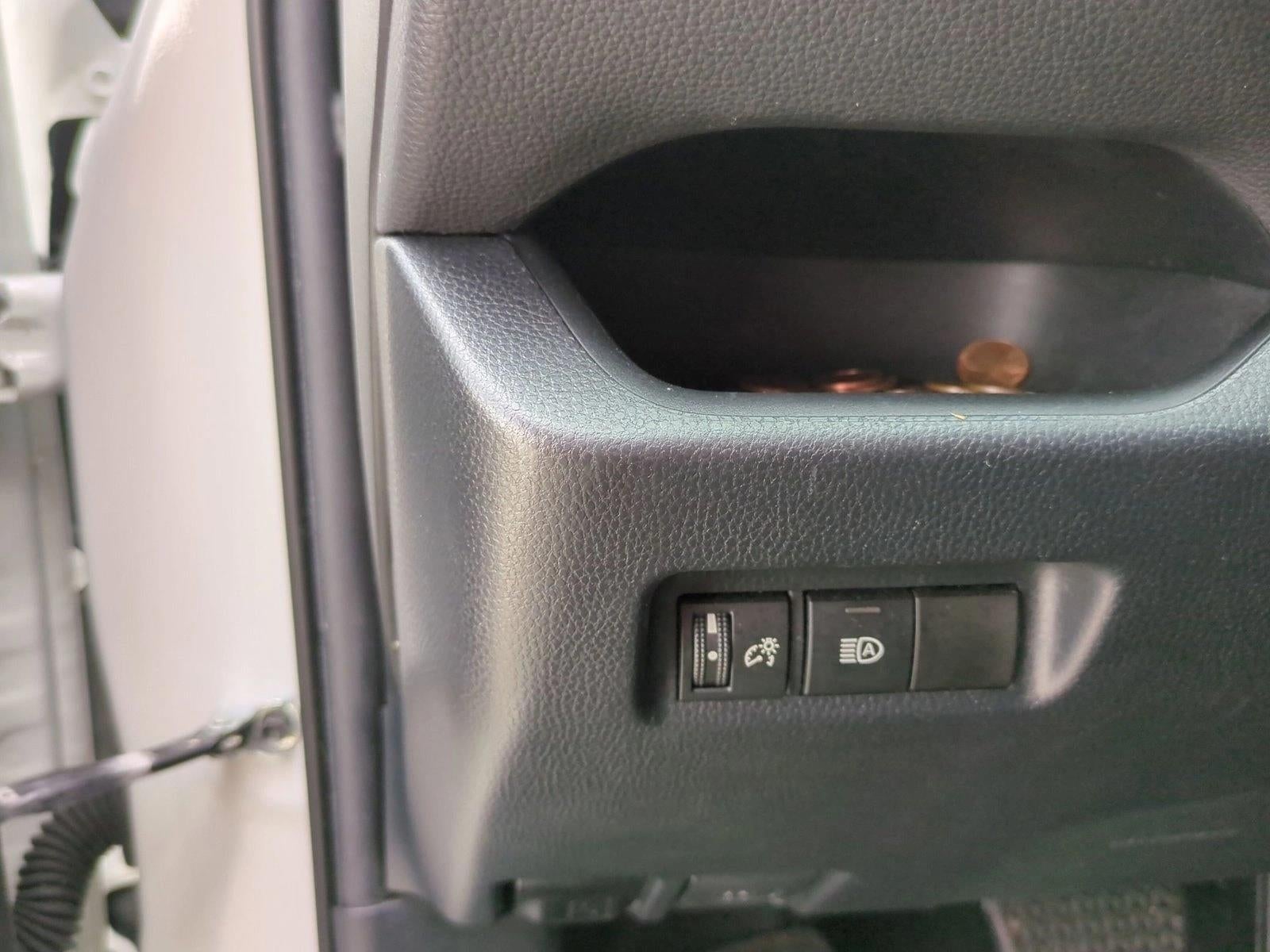 2020 Toyota RAV4 XLE AWD (Natl)