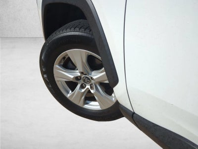 2020 Toyota RAV4 XLE FWD (GS)