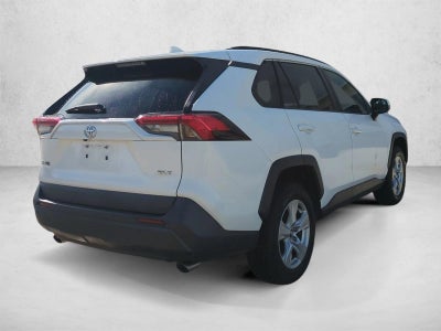 2020 Toyota RAV4 XLE FWD (GS)