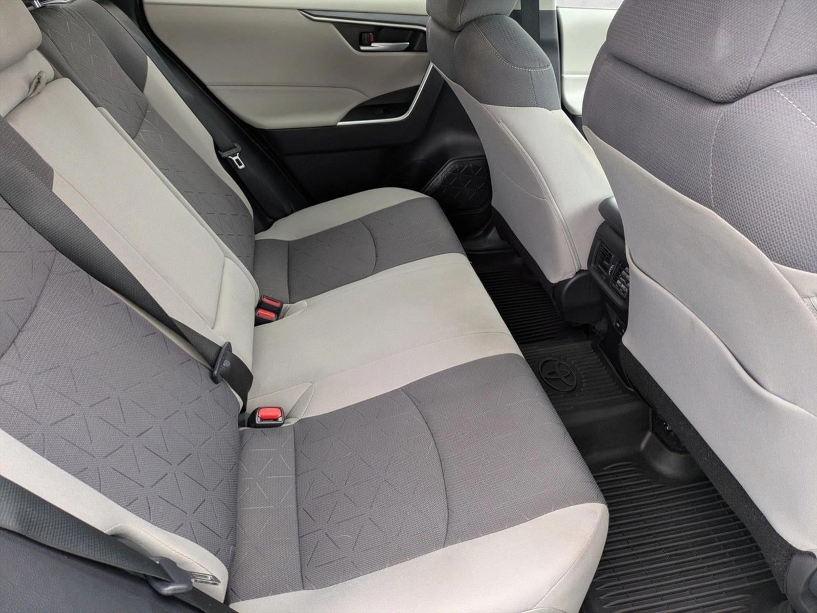 2024 Toyota RAV4 XLE FWD (GS)