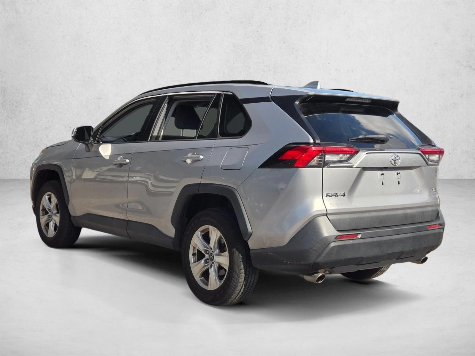 2021 Toyota RAV4 XLE FWD (GS)