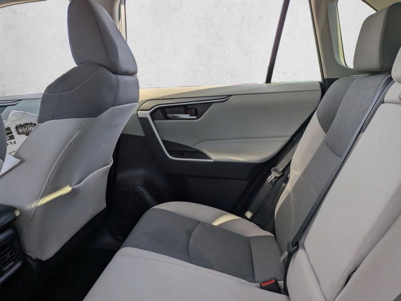 2022 Toyota RAV4 XLE FWD (GS)